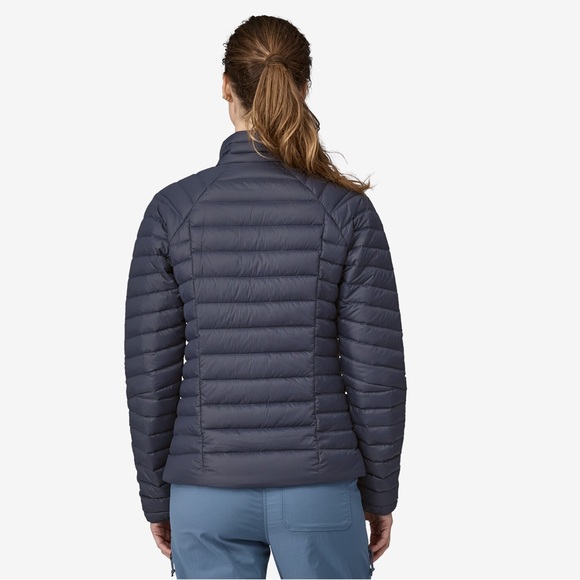 Patagonia Women's Navy Down Sweater Jacket - Picture 9 of 9